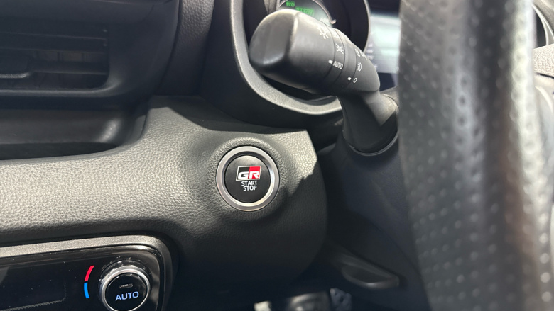 Toyota Yaris 1.5 Hybrid GR Sport 5dr CVT Hybrid Hatchback